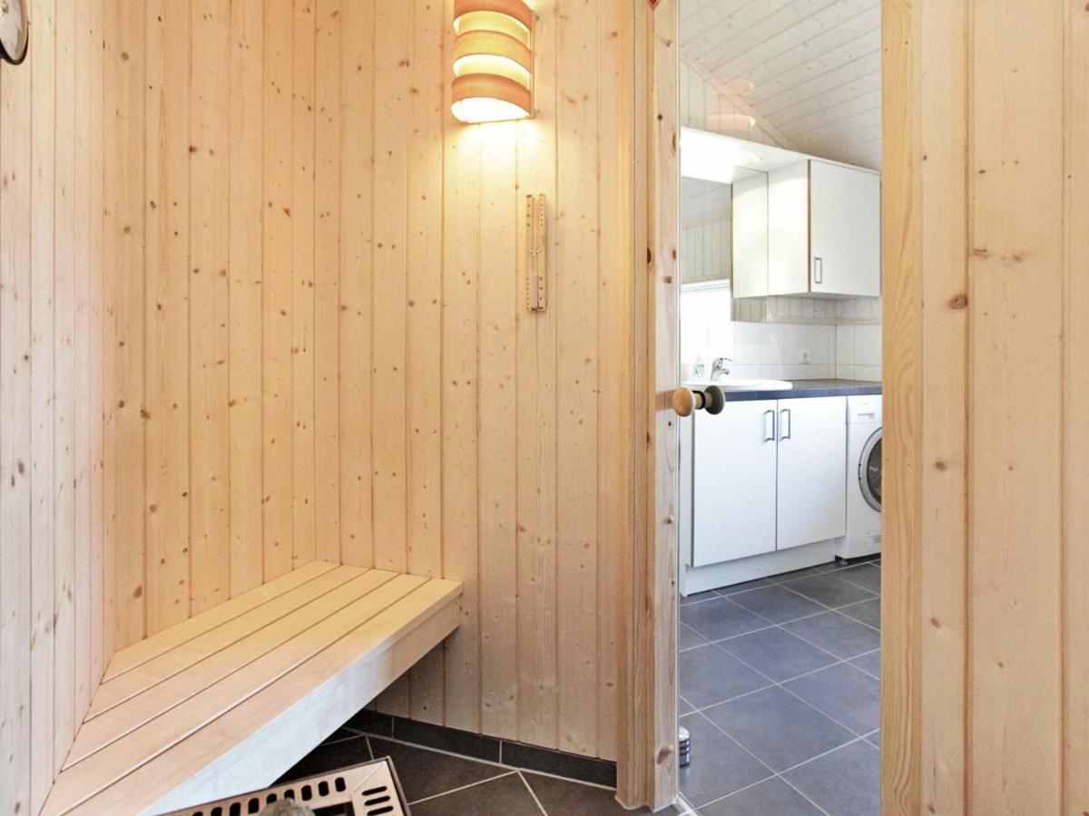 5 star holiday home in Gro enbrode Großenbrode Buitenkant foto
