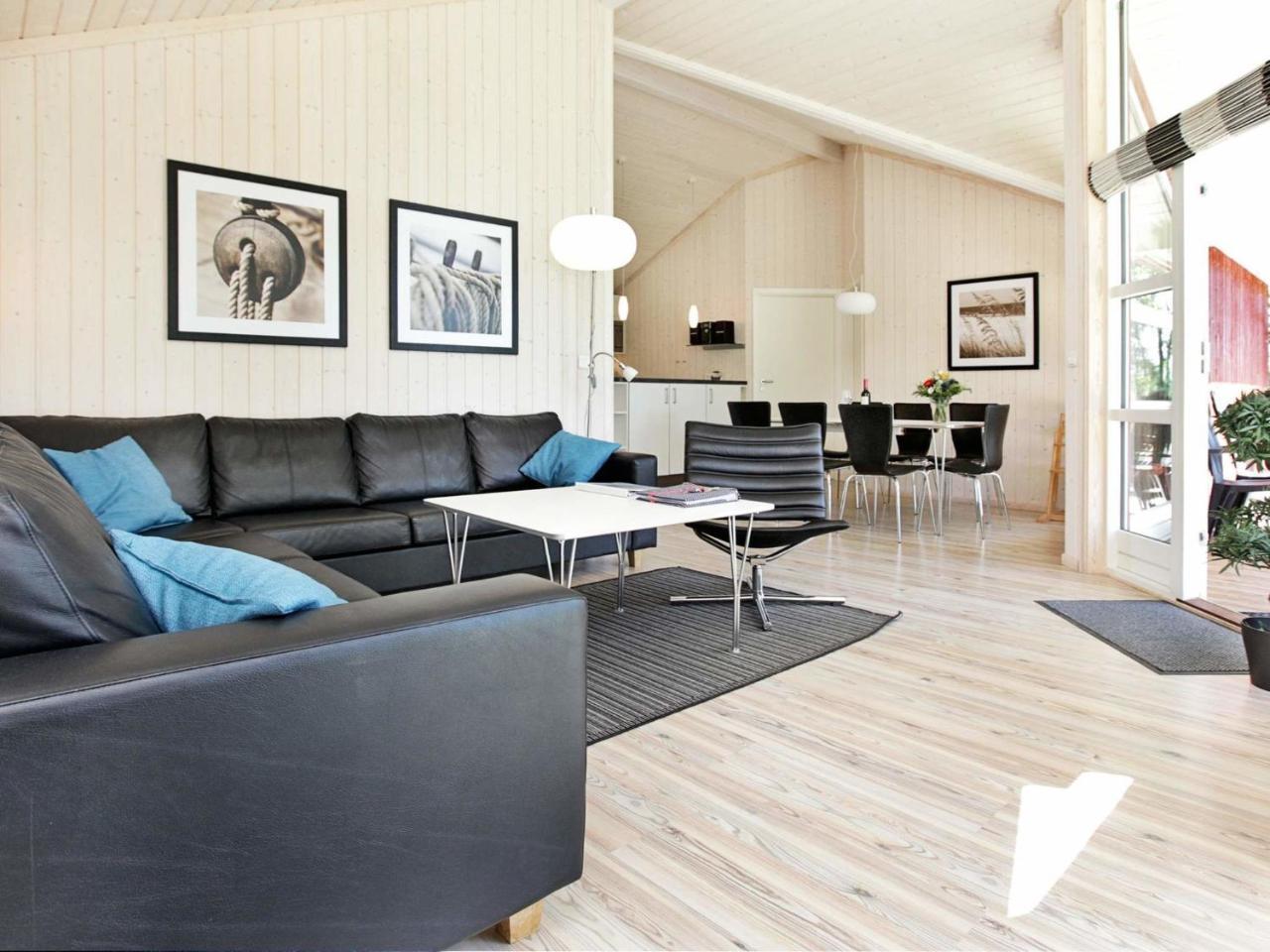 5 star holiday home in Gro enbrode Großenbrode Buitenkant foto